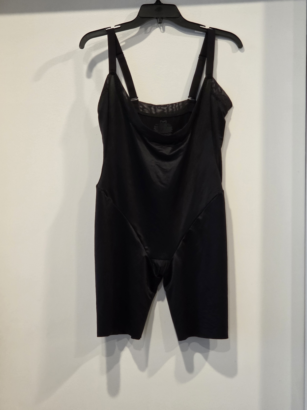 Maidenform Black Full-Body Shapewear Bodysuit with Adjustable Straps